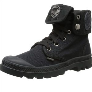WOMEN'S PALLADIUM BAGGY BLACK/BLACK CANVAS